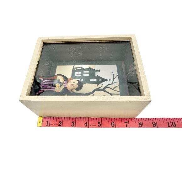 Halloween Handmade Shadow Box 7.5 x 5.5 x 3 in Beige Black Dracula Vampire - Picture 5 of 7